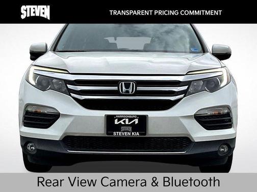 White Diamond Pearl 2018 Honda Pilot Touring