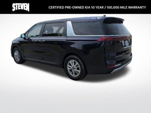 2022 Kia Carnival LX