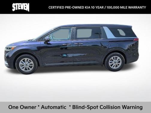 2022 Kia Carnival LX