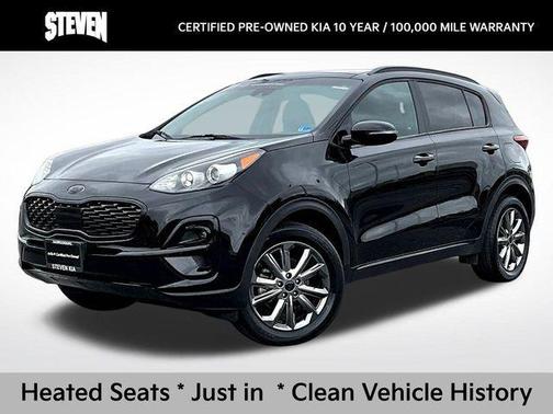 Black Cherry 2022 Kia Sportage S
