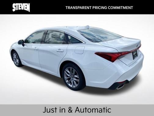 2020 Toyota Avalon XLE