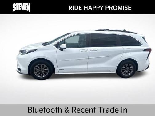 2021 Toyota Sienna LE