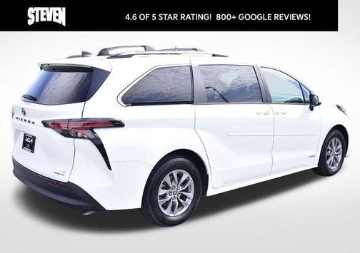 2021 Toyota Sienna LE
