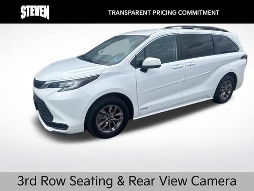 2021 Toyota Sienna LE