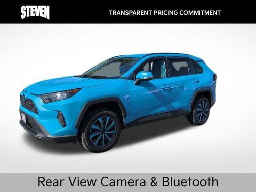 2020 Toyota RAV4 LE