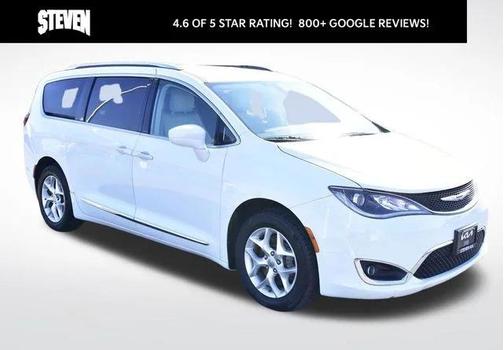 Bright White Clearcoat 2017 Chrysler Pacifica Touring-L