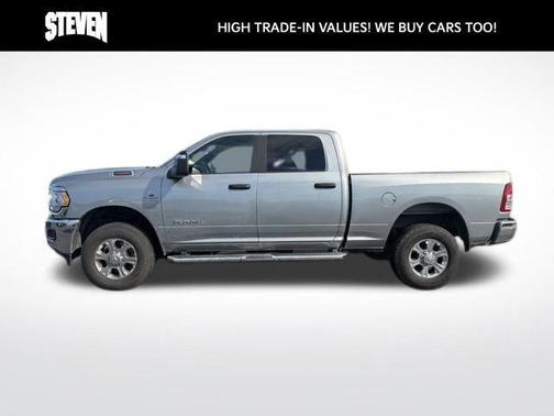 2023 RAM 2500 Big Horn Crew Cab 4x4 6'4' Box