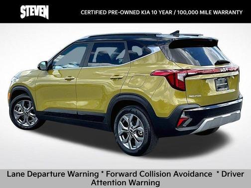 Valais Green/Black Roof 2024 Kia Seltos S