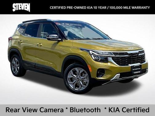 Valais Green/Black Roof 2024 Kia Seltos S