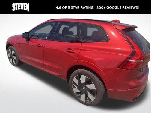 2024 Volvo XC60 Recharge Plug-In Hybrid T8 Plus Dark Theme