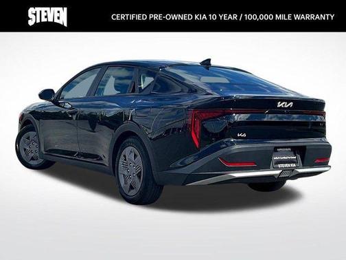 Aurora Black Pearl 2026 Kia K4 LX