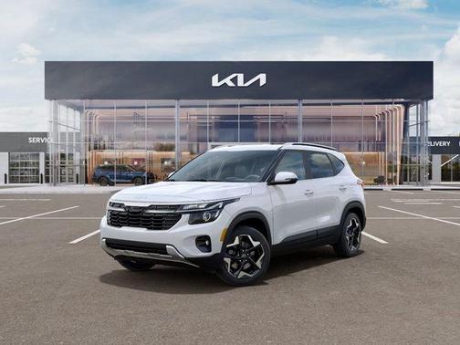 Snow White Pearl 2026 Kia Seltos EX