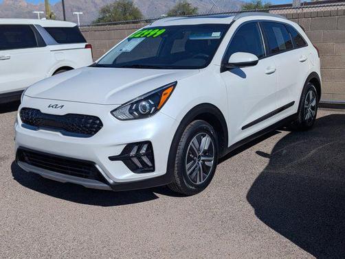 2022 Kia Niro LXS