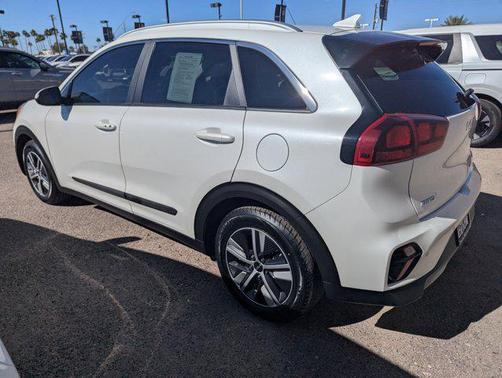 2022 Kia Niro LXS