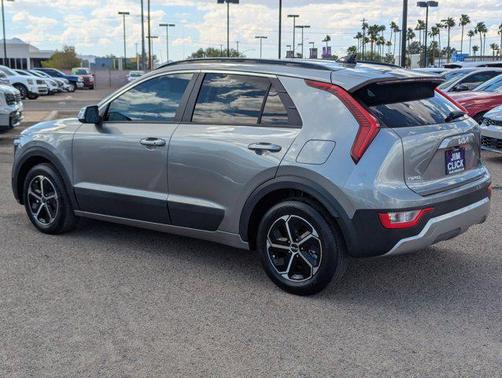 2024 Kia Niro EX