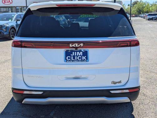 Snow White Pearl 2024 Kia Carnival EX