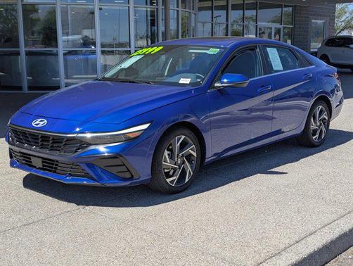 2025 Hyundai ELANTRA Limited