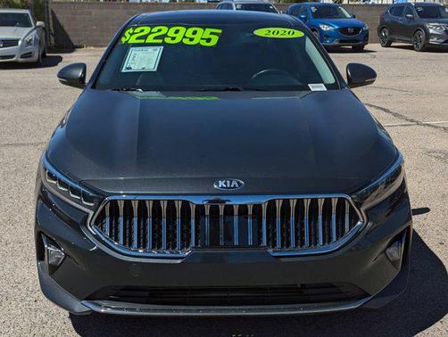 Graphite Gray 2020 Kia Cadenza Technology