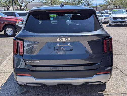 2025 Kia Sorento LX