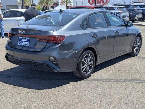 Gravity Gray 2024 Kia Forte LXS