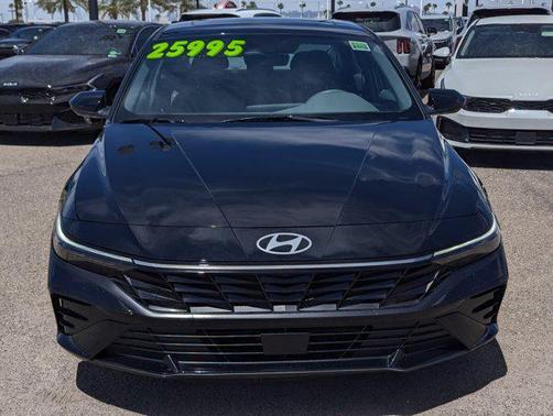 2024 Hyundai ELANTRA SEL