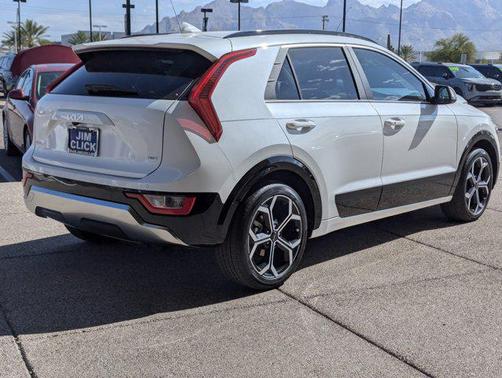 2024 Kia Niro Touring