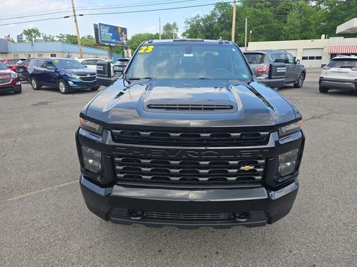 Black 2023 Chevrolet Silverado 2500 Custom