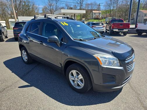 Cyber Gray Metallic 2016 Chevrolet Trax LT
