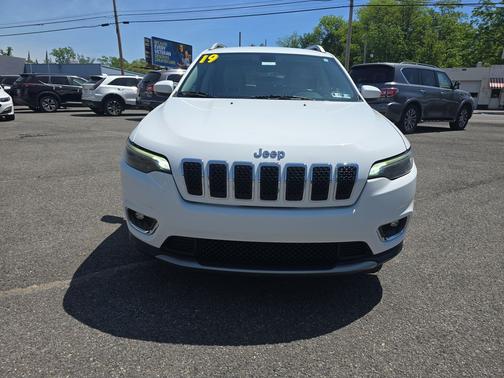 Bright White Clearcoat 2019 Jeep Cherokee Limited
