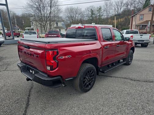 Radiant Red Tintcoat 2026 Chevrolet Colorado WT
