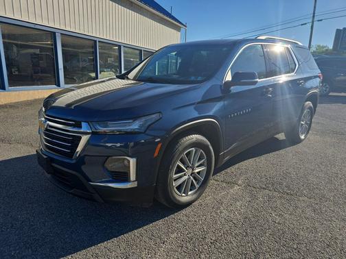 Northsky Blue Metallic 2023 Chevrolet Traverse LT Cloth