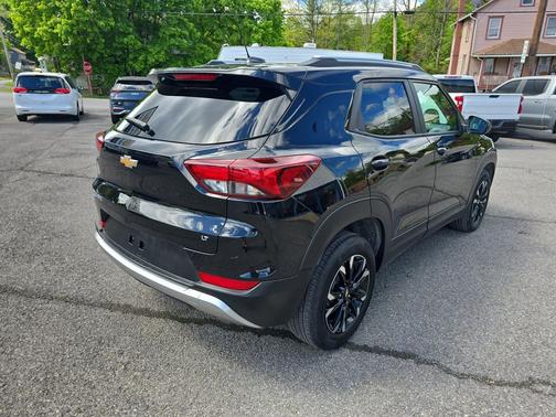 Mosaic Black Metallic 2023 Chevrolet Trailblazer LT