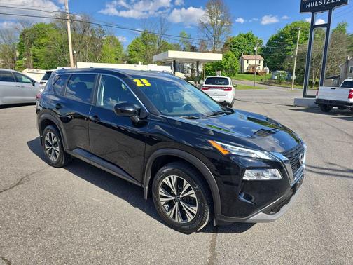 Super Black 2023 Nissan Rogue SV