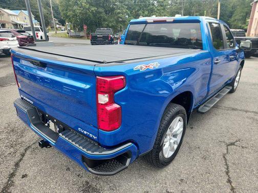 Glacier Blue Metallic 2022 Chevrolet Silverado 1500 Custom