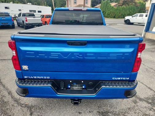 Glacier Blue Metallic 2022 Chevrolet Silverado 1500 Custom