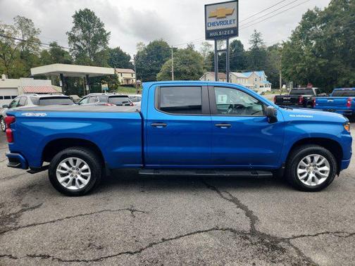 Glacier Blue Metallic 2022 Chevrolet Silverado 1500 Custom