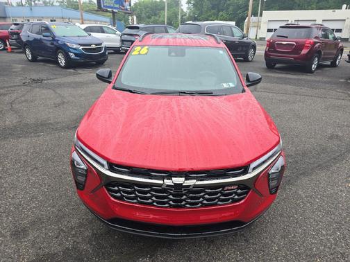 Apex Red 2026 Chevrolet Trax 2RS