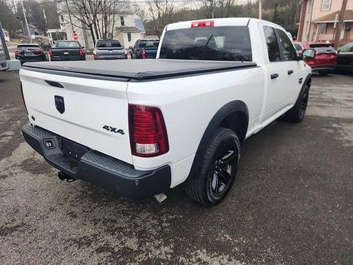 Bright White Clearcoat 2022 RAM 1500 Classic Warlock Quad Cab 4x4 6'4' Box