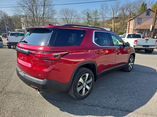 Radiant Red Tintcoat 2023 Chevrolet Traverse LT Leather