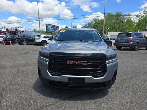 Sterling Metallic 2023 GMC Acadia AWD SLE