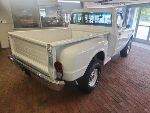 1967 Chevrolet C10/K10 Base