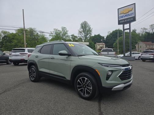 Cacti Green 2026 Chevrolet Trailblazer LT