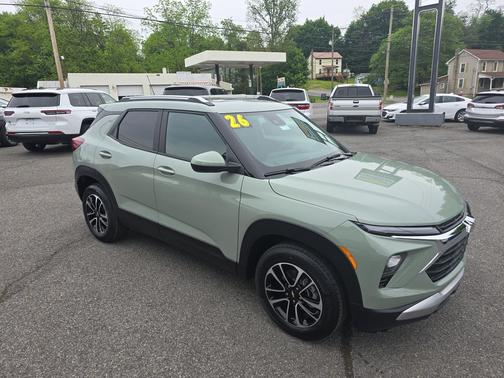 Cacti Green 2026 Chevrolet Trailblazer LT