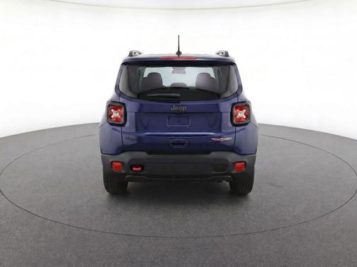Slate Blue Pearlcoat 2021 Jeep Renegade Trailhawk