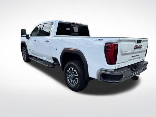 Summit White 2026 GMC Sierra 2500 SLT
