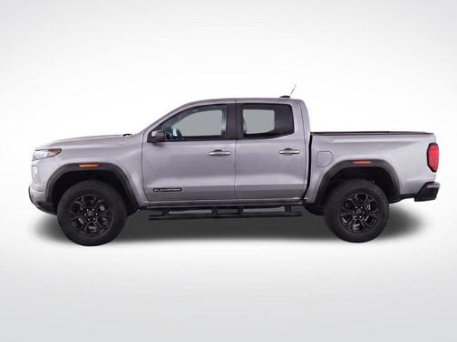 Sterling 2025 GMC Canyon Elevation