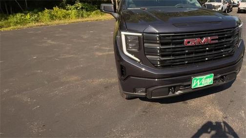 2025 GMC Sierra 1500 Elevation