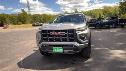 2024 GMC Canyon AT4