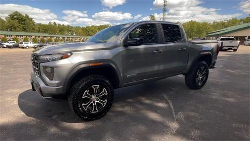 2024 GMC Canyon AT4