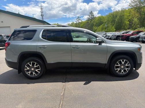 Sterling 2023 GMC Acadia SLT